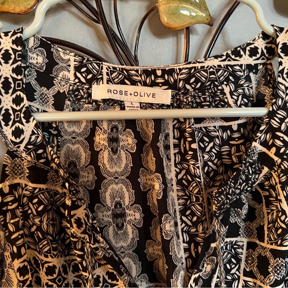 Dressy sleeveless top with tassels. Black/white/gray tones pattern. Flattering. - Picture 4 of 6